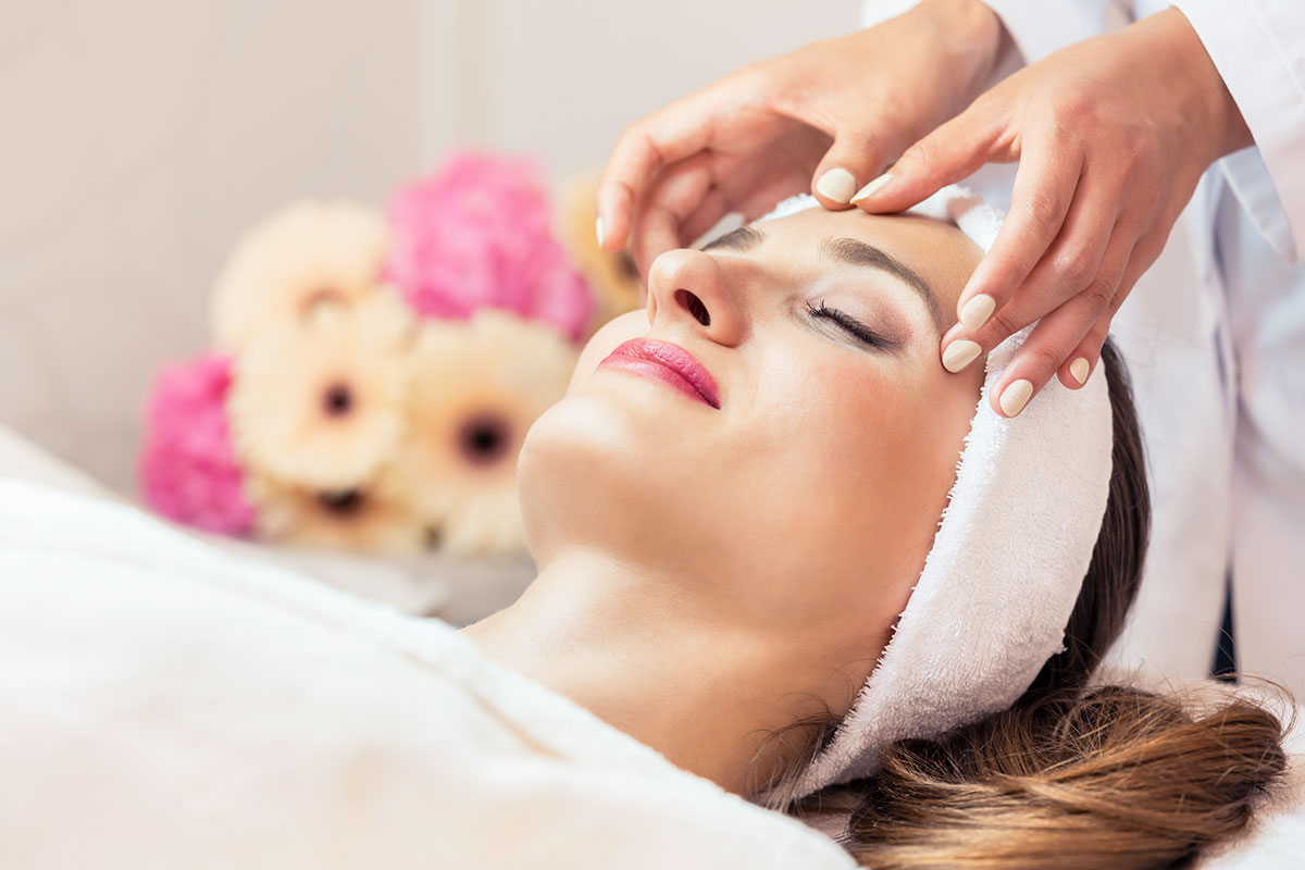 L’Essence, Capel Sophie